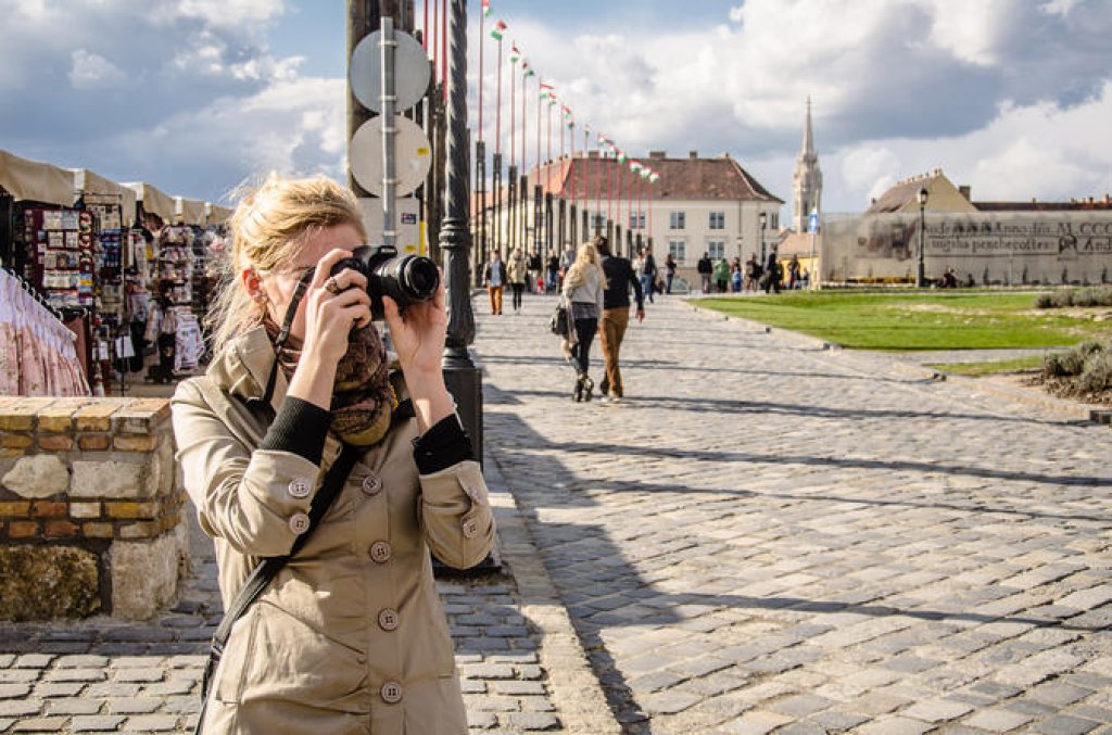 Go Local Budapest: 4-Hour Private Photo Tour